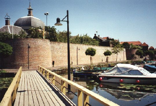 kasteelmuur.jpg